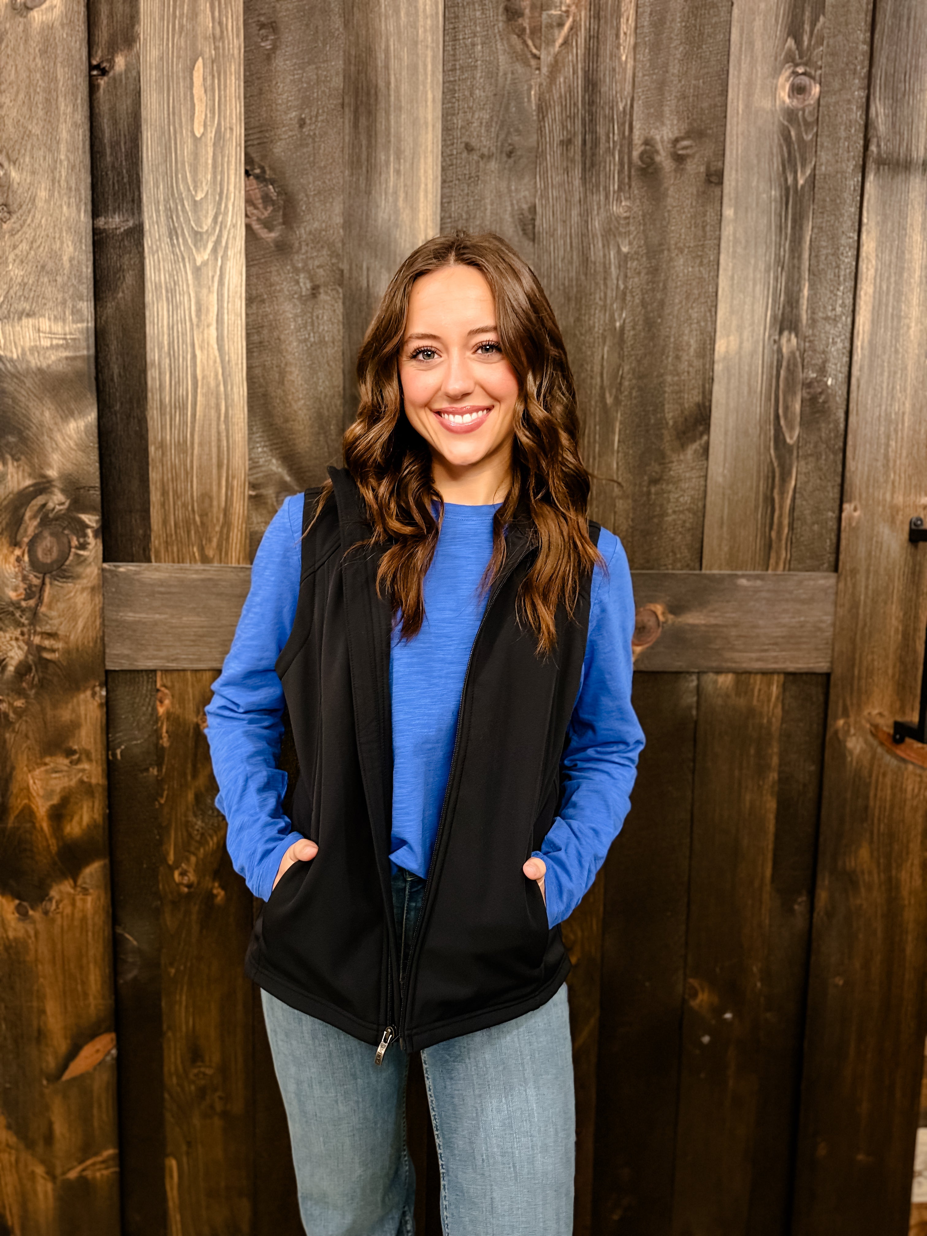 Ariat Logo Softshell Vest - Black