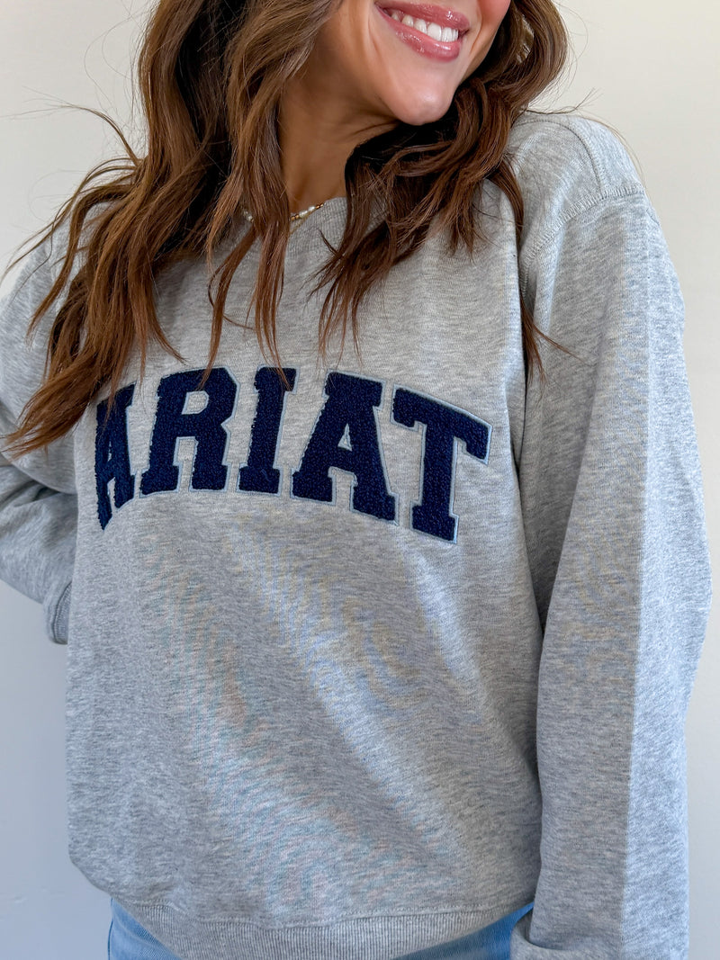 Ariat - Essential Crew Sweatshirt - Light Heather Grey