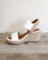 Breezy Step - White